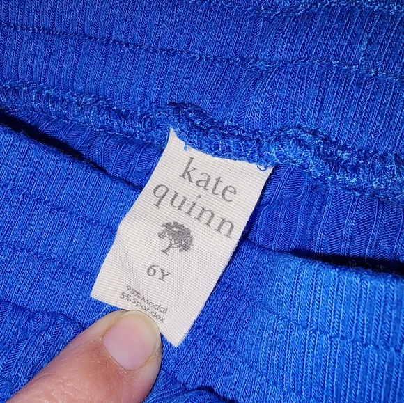 Kate Quinn Set 6Y - Picture 2 of 5